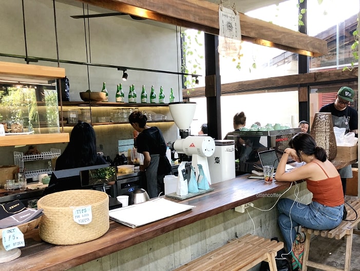 Titik Temu Coffee sukses membangun bisnis dengan strategi marketing coffee shop di era digital
